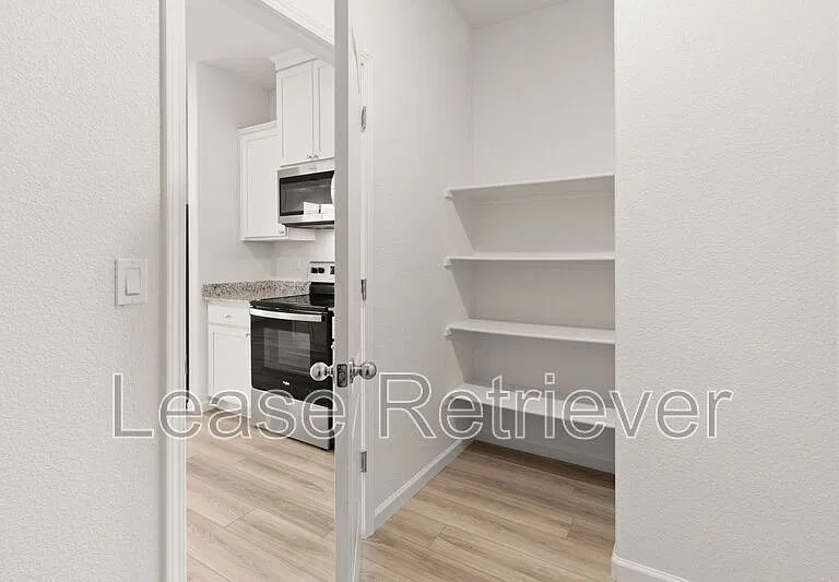 3461 Sina Ct — Photo 18