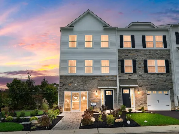 107 Bell Ct, Sellersville, PA 18960