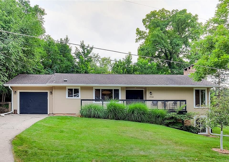 1st image of 4124 Lincoln Place Dr