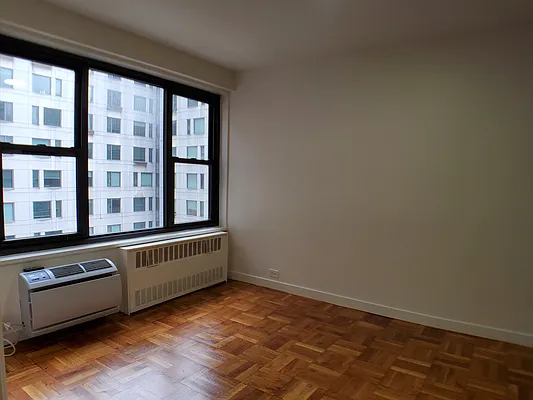 Rented by Corcoran | media 19