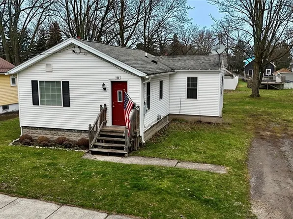 15 Chase Park, Batavia, NY 14020