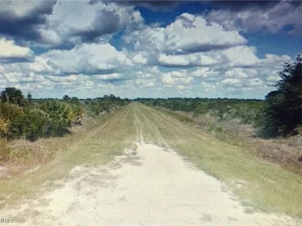 17718 NW 266th St, Okeechobee, FL 34972