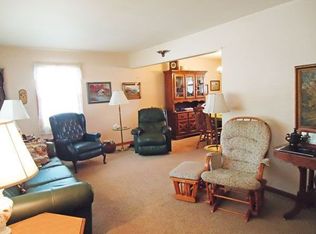 4630 Berry Rd, Kansas City, KS 66106