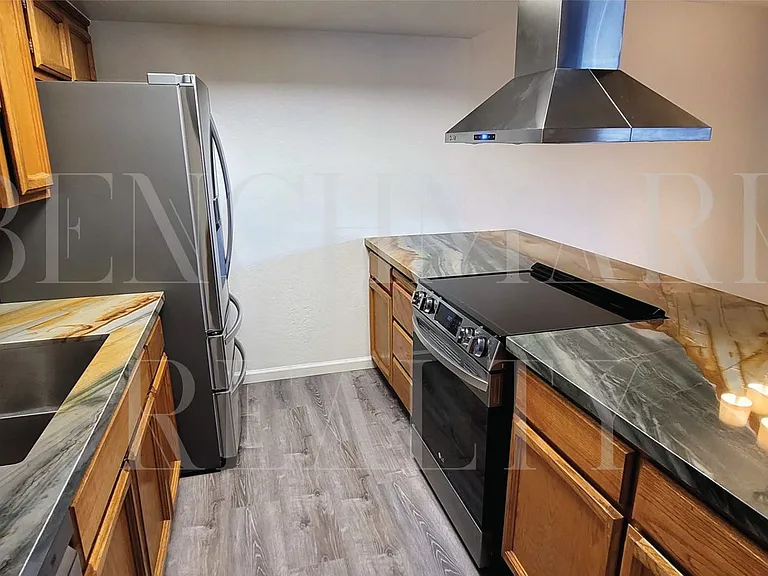 2845 Idlewild Dr #305 — Photo 6