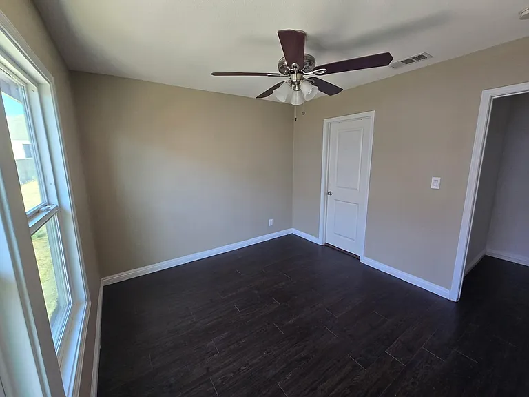 228 Prospect Ave — Photo 5