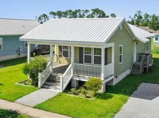 714 Union St, Bay Saint Louis, MS 39520