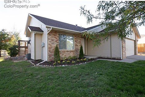 3rd image of 4821 Kings Canyon Dr