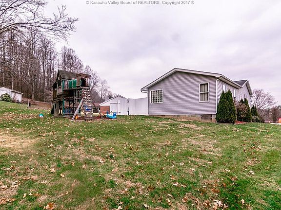 5th image of 2003 Chapel Hill Ln