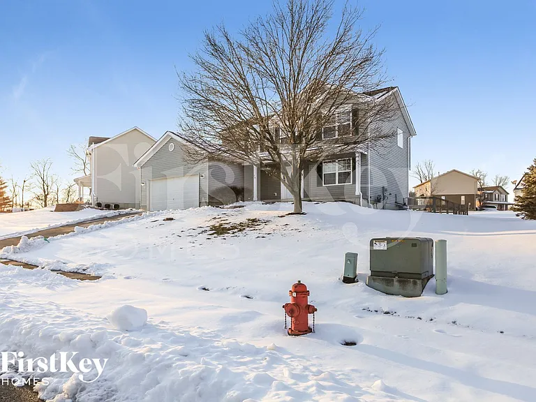 26 Forest Pond Dr — Photo 2