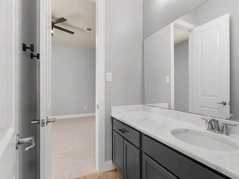 12426 Cumberland Dr — Photo 37