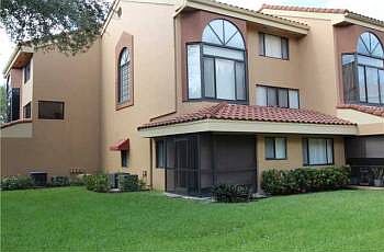 3rd image of 15489 Miami Lakeway N APT 303