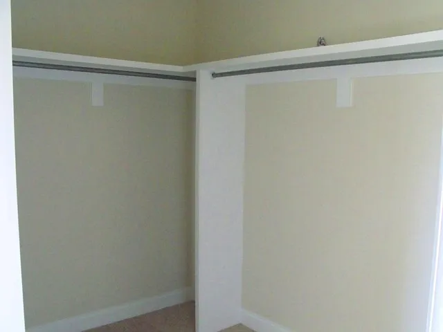 103 Ledbury Cv — Photo 9