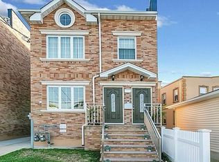 (Undisclosed Address), Bronx, NY 10465