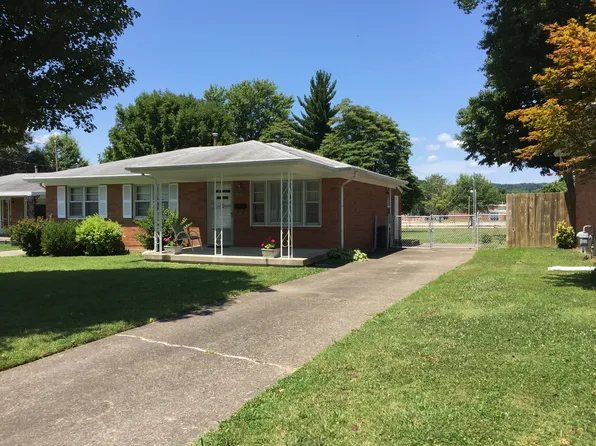 9818 Caven Ave, Louisville, KY 40229