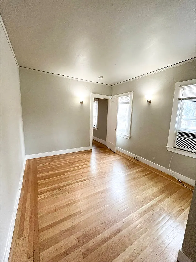 2801 H Street — Photo 4