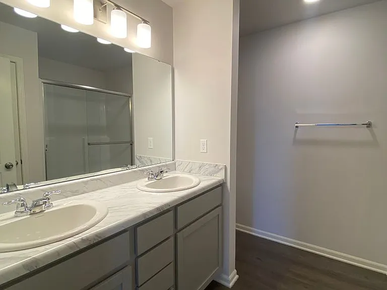 21302 W 215th Pl — Photo 15