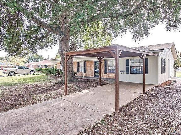 3rd image of 3410 Lylac Ln