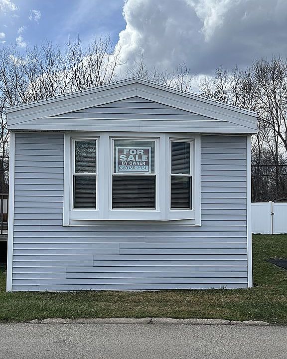 1st image of 600 James Dr