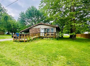 536 Burnett Dr, Granby, MO 64844