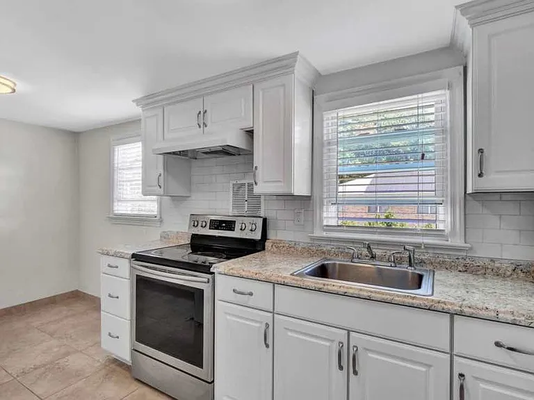 54 McGeory Ave #2 — Photo 5
