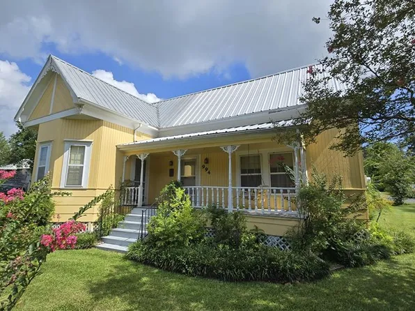 994 Cypress Ave, Cushing, TX 75760