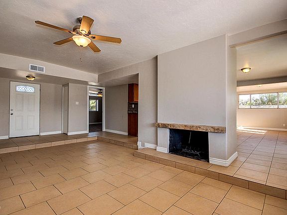 5th image of 901 S Sarnoff Dr