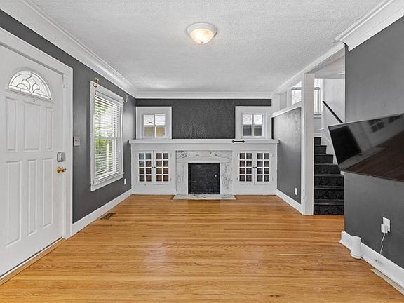 5th image of 341 N Chelsea Ave