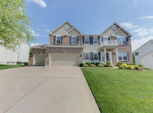 7421 Heathermoor Ln, Dardenne Prairie, MO 63368