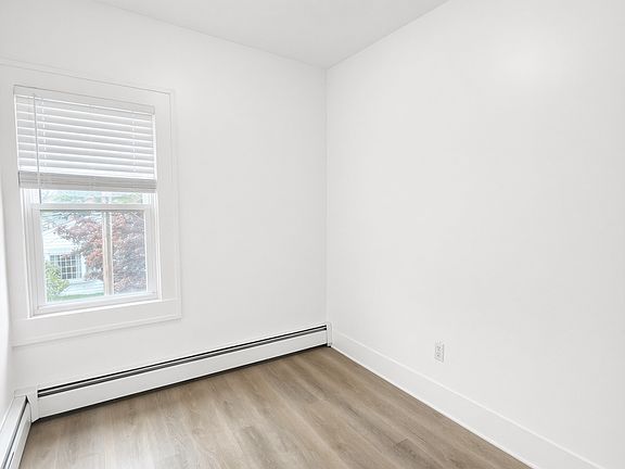 5th image of 18 Roma St #2F