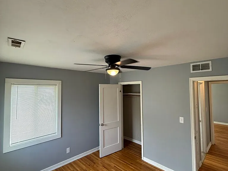 638 S Woodlawn Blvd — Photo 12
