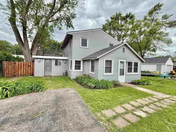 5008 Illinois St, Loves Park, IL 61111