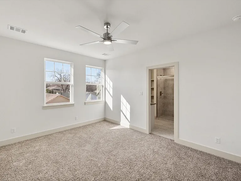 506 E Kimball St #2 — Photo 16