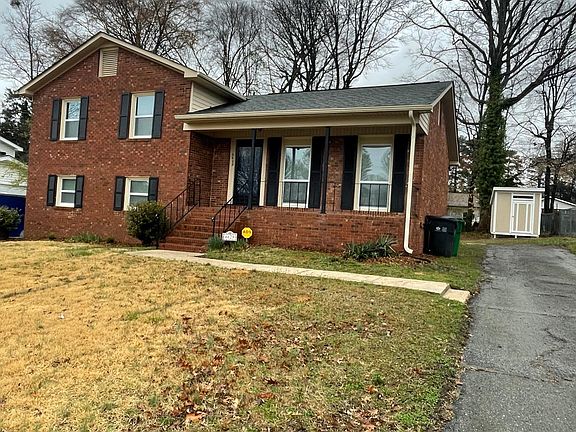 3rd image of 6620 Glenmoor Dr