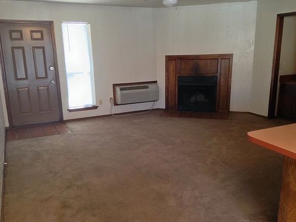 4th image of 4040 NW Ozmun Ave APT A