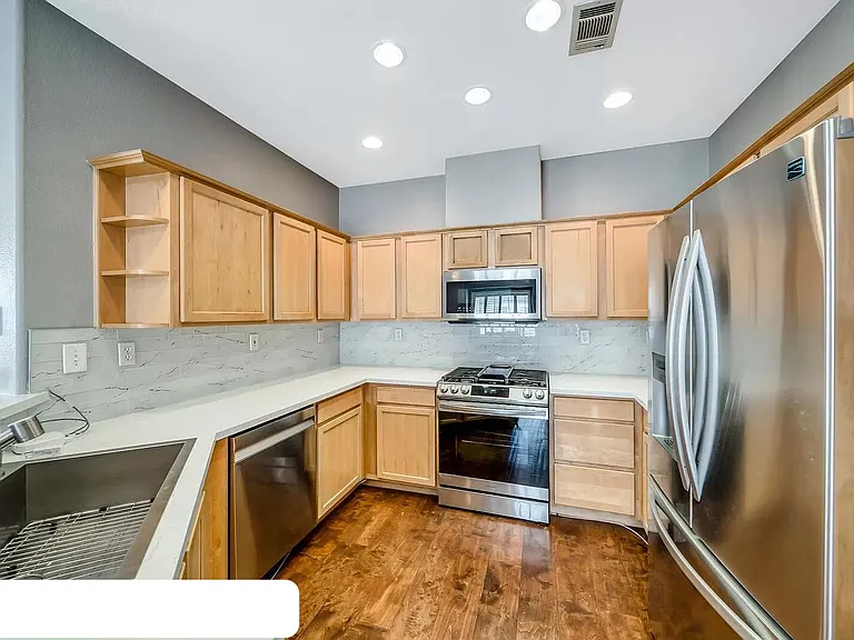 815 Chagall Rd — Photo 9