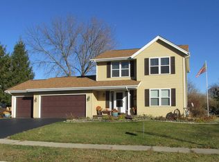 5336 Falmouth Dr, Rockford, IL 61109