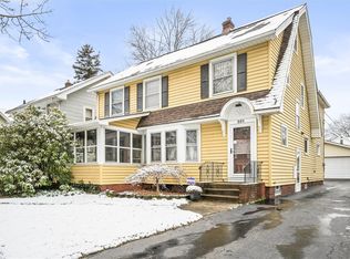 251 Renouf Dr, Rochester, NY 14624