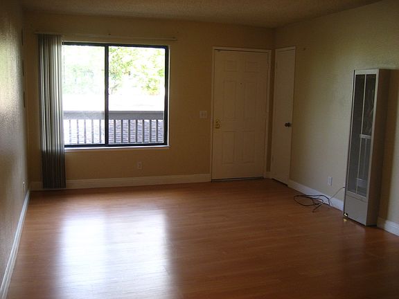 4th image of 105 Bolero Plaza # Fl 2nd