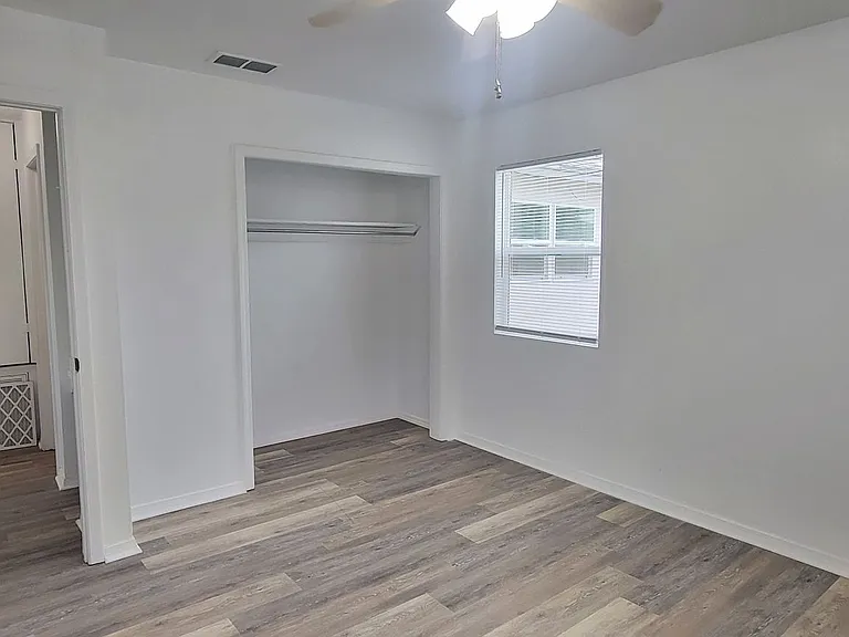 2901 Wallace St — Photo 17