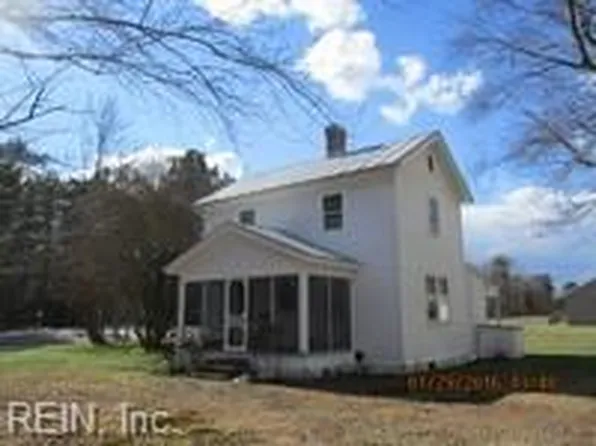 9 Greene Rd, Mathews, VA 23109