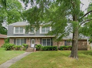 1059 Clipper Dr, Hampton, VA 23669