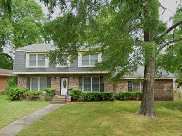 1059 Clipper Dr, Hampton, VA 23669