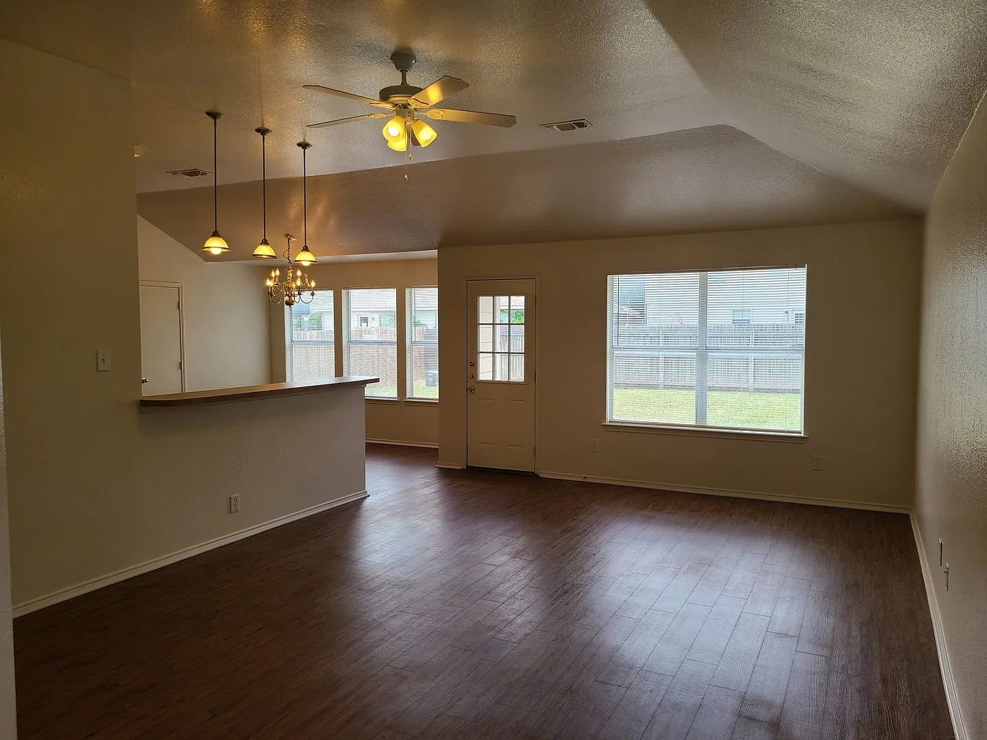 Nice Single Family in West Fort Worth — Photo 3