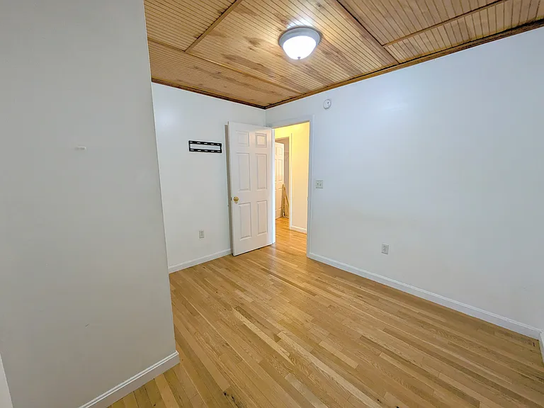 30 Dam Rd #2 — Photo 11