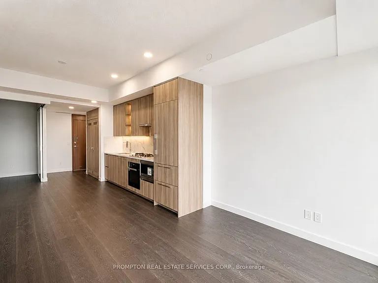 68 Esther Shiner Blvd #569 — Photo 10
