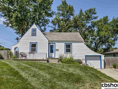 1954 S 50th St, Omaha, NE, 68106
