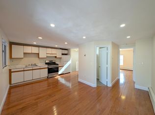 6 Evergreen Sq #3, Somerville, MA 02143