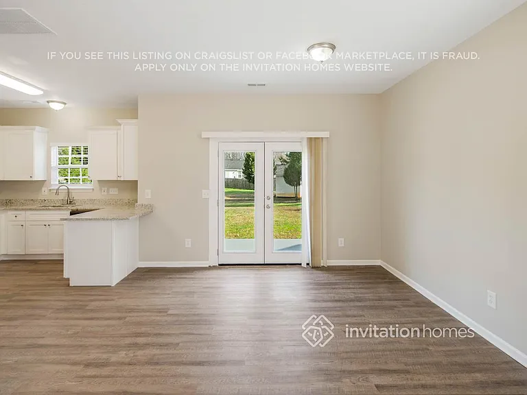 3732 Bullard St — Photo 11