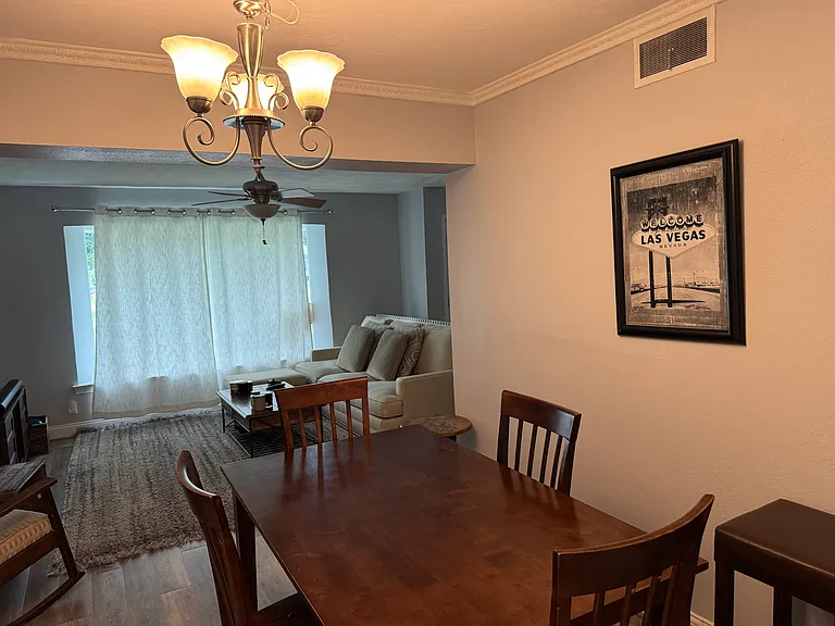 9619 Liptonshire Dr — Photo 7