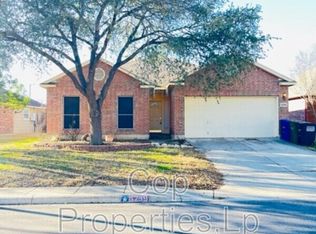 6239 Parkland Oaks Dr, San Antonio, TX 78240